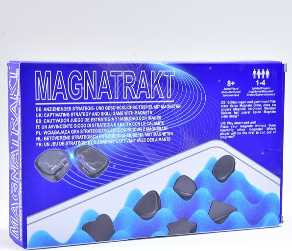Produktbild Kögler Magnetisches "Schachspiel", Magnetsteine m. Schwammschachbrett, 25,5x15,9x5,3cm
