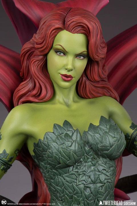Actual product image Tweeterhead DC Comics statuette Poison Ivy Variant 36 cm