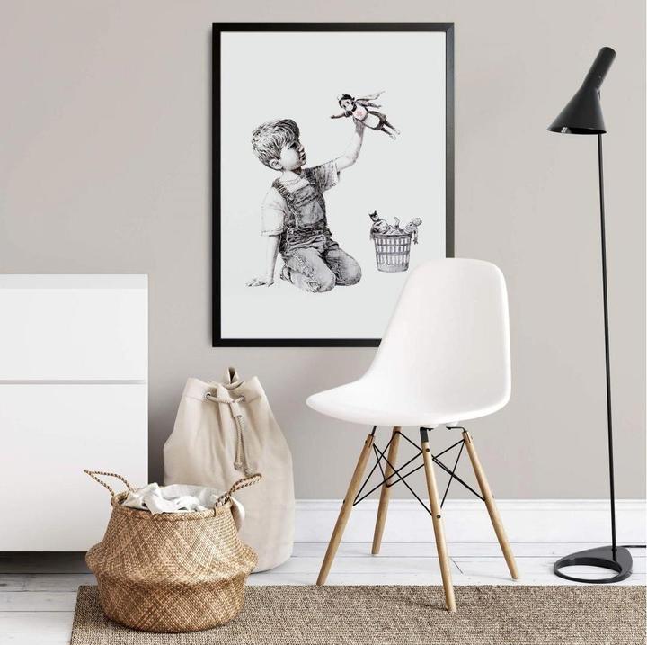 Produktbild Trenddeko Poster Banksy – Real Hero 80 x 100 cm, Papier (80 x 100 cm)