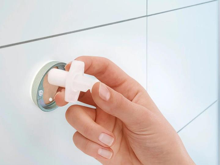 Image du produit tesa MOON Support de rouleau de papier toilette avec solution adhésive sans perçage