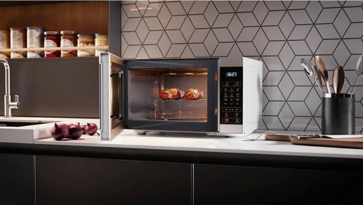 Actual product image Sharp Microwave Oven with Grill YC-MG81E-W Free standing, 28 L, 900 W, Grill, White (28 l)