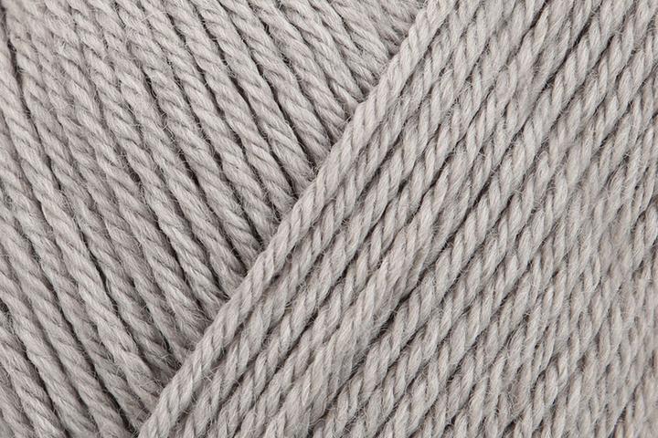 Actual product image Schachenmayr 00090 light grey mottled approx. 120 m 50g (120 m)