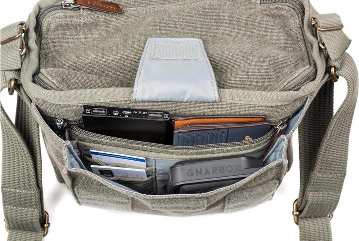 Actual product image Think Tank Retrospec 5 V2.0 (Camera shoulder bag, 11.78 l)