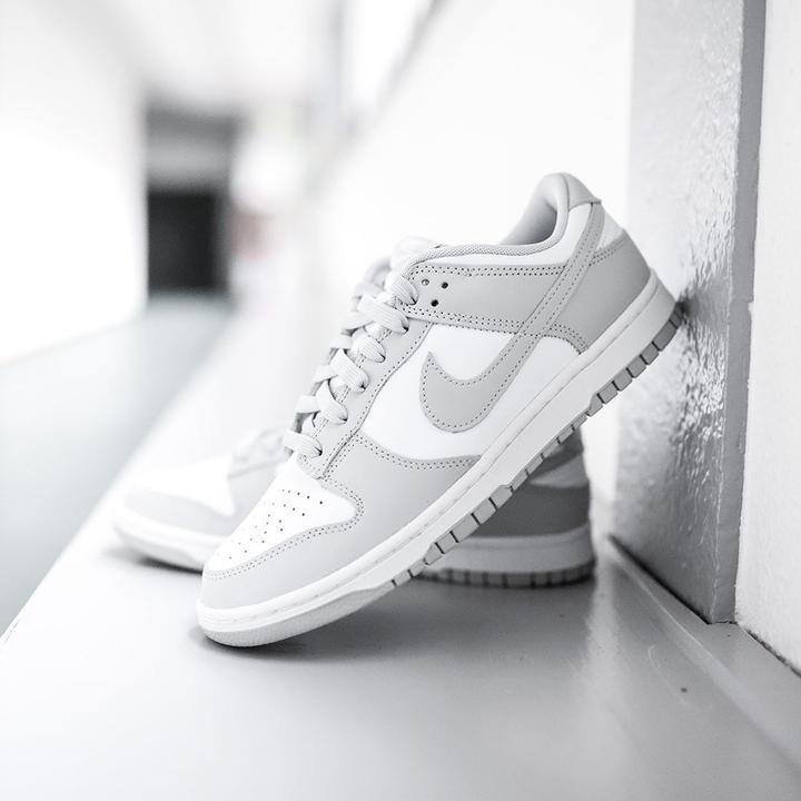 Actual product image Nike Dunk Low (49.5)