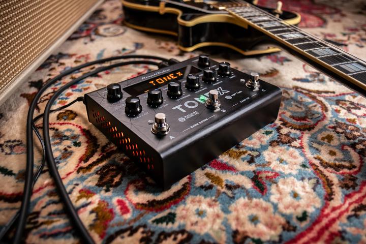 Produktbild IK Multimedia Tonex (E-Gitarre)