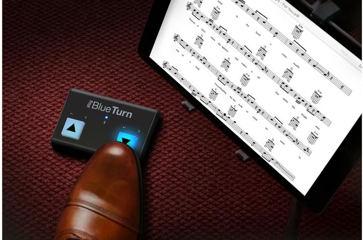 Produktbild IK Multimedia Tablet Page Turner Bundle