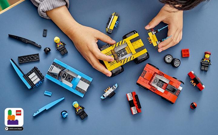 Produktbild LEGO City Rennfahrzeuge Kombiset (60395, LEGO City)