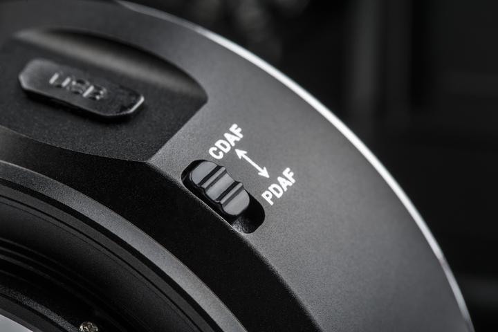 Actual product image Viltrox EF-NEX IV Adapter Ring Canon EOS Obj. Sony E/FE Body