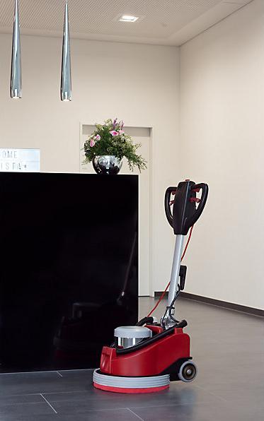 Produktbild Sprintus Einscheibenmaschine ZEUS, Arbeitsbreite 17", Lieferung inkl. Bürstenset