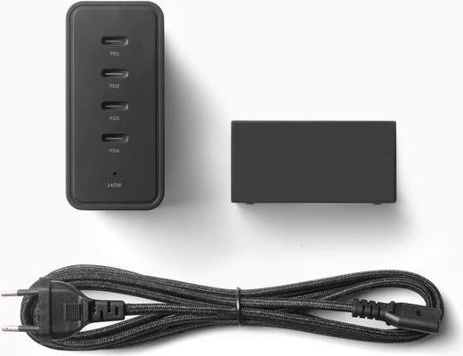 Actual product image Native Union fast Gan Charger PD 140W, (Black) (140 W)