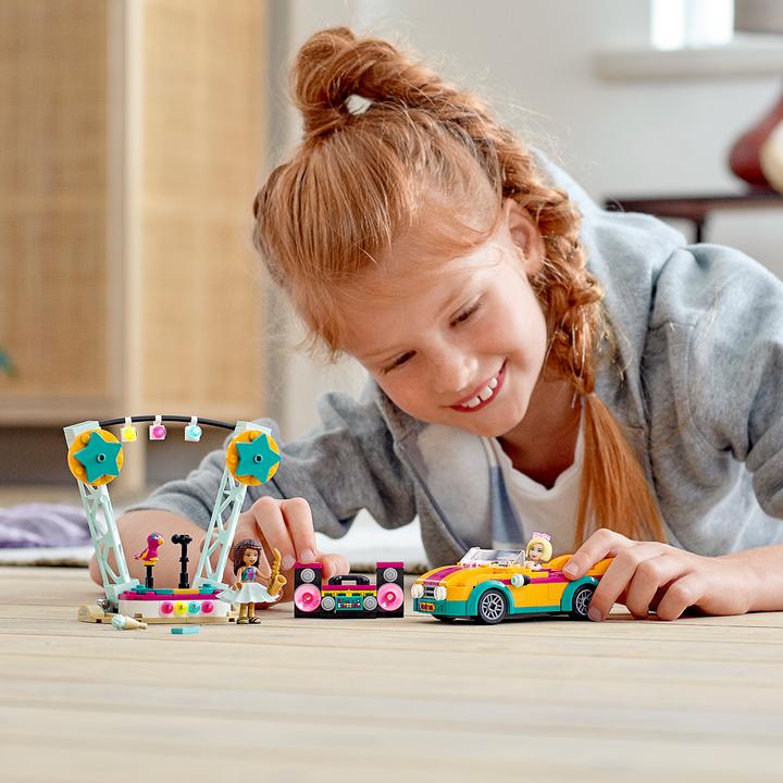 Produktbild LEGO Friends Andreas Bühne & Auto (41390, LEGO Friends)