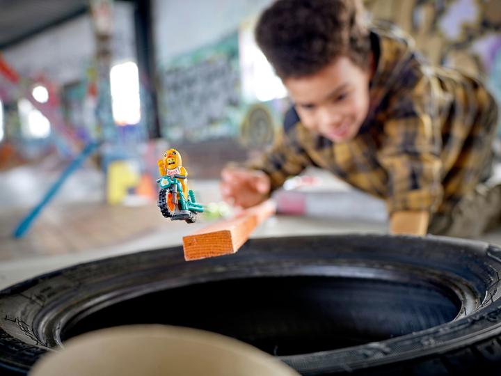 Image du produit LEGO Vélo cascadeur de la mascotte (60310, LEGO City)