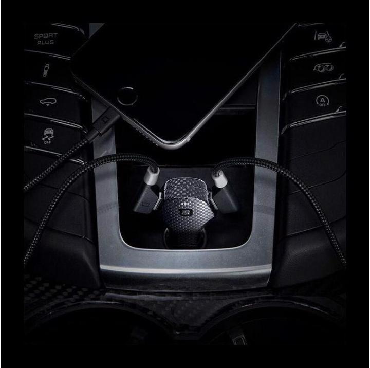 Actual product image nonda Car Charger ZUS Smart Car Charger Carbon Fiber 2.4 A