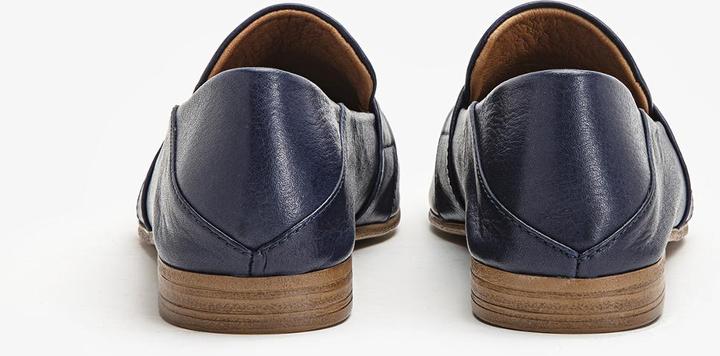 Actual product image Inuovo Super lightweight and beautiful slip-on shoe made from high-quality leather. The front of the (41)