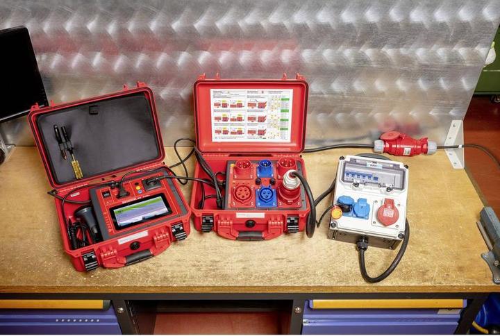 Produktbild Benning ST 755+ Set (CAT II 300V)