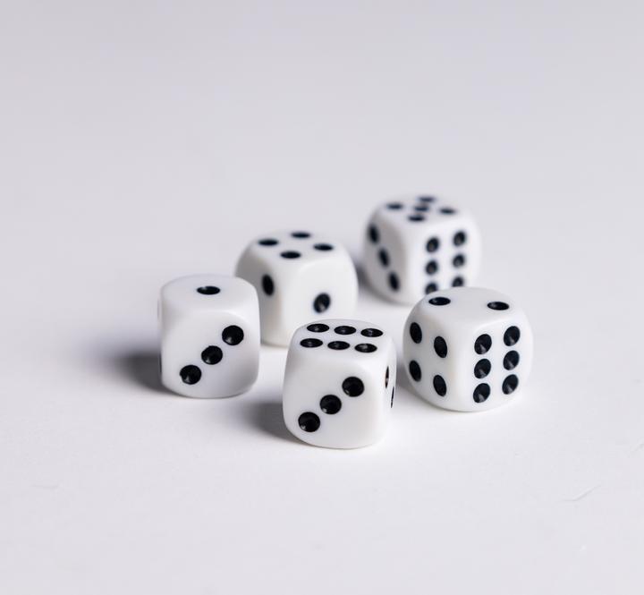 Immagine prodotto NoName Set 6 dadi 1,6x1,6cm