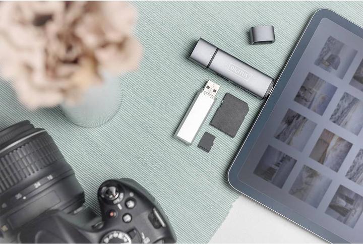 Actual product image Digitus Dual Card Reader Hub (USB 3.0, USB 2.0)