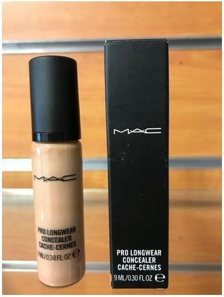 Actual product image MAC Cosmetics Studio Waterweight Concealer (NW25)