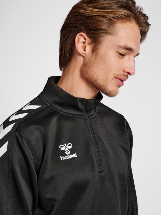 Actual product image hummel Core Xk Half Zip Poly Sweat (M)