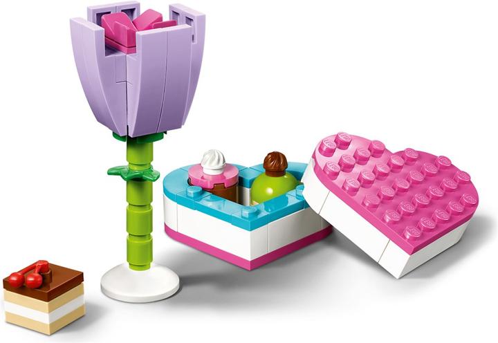 Actual product image LEGO Friends - Chocolate Box & Flower (30411, LEGO Friends)