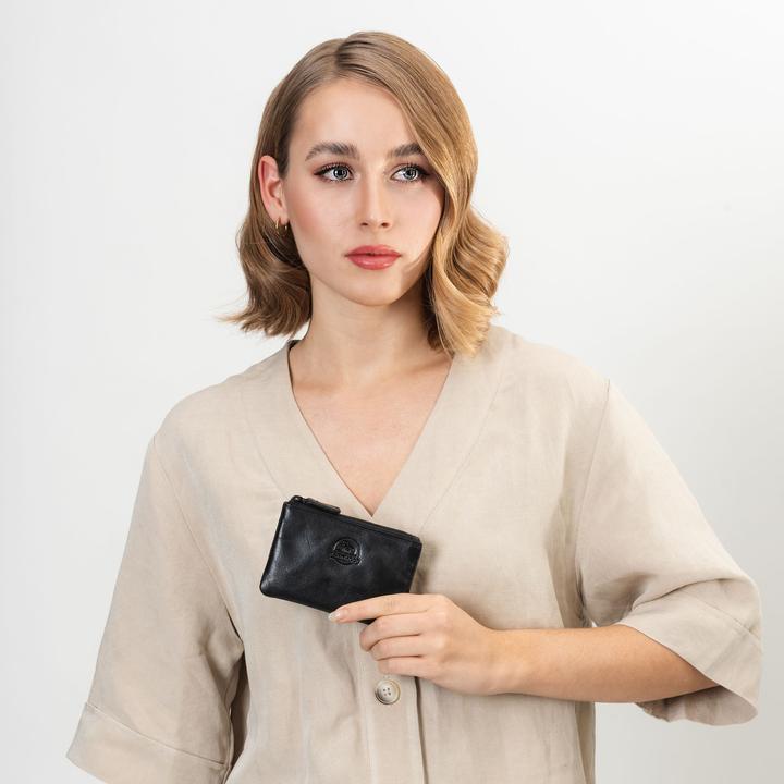 Actual product image Farmhood Memphis key case leather 12 cm