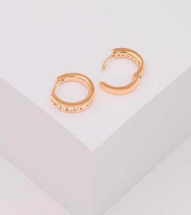 Actual product image Muau Creoles (White gold 750 0.16ct.2 H SI diamonds each 0.08ct. - Trumiracle 0.50 can only be found in the MUAU jewellery shop.)