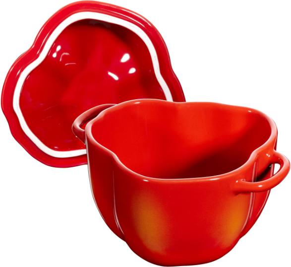Actual product image Staub Roasting pan paprika