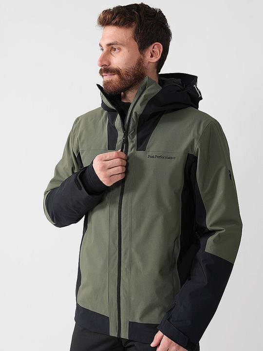 Actual product image Peak Performance Rider Tech Jacket (M)