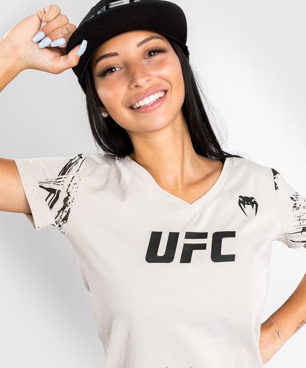 Produktbild UFC | Venum Authentic Fight Week 2.0 T-Shirt - For Women (M)