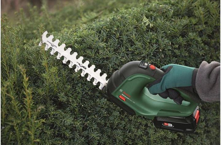 Produktbild Bosch Home & Garden AdvancedShear 18V-10 (Akkuheckenschere)