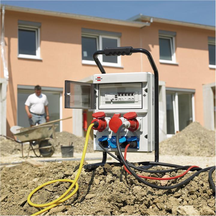 Produktbild Brennenstuhl Stromverteiler BSV 4/32 FS CEE, 2m H07RN-F5G4.0 FI+LS, Stecker 5p 400V/32A (IP44), 3x CEE-Steckdo (7 x, Typ 13)