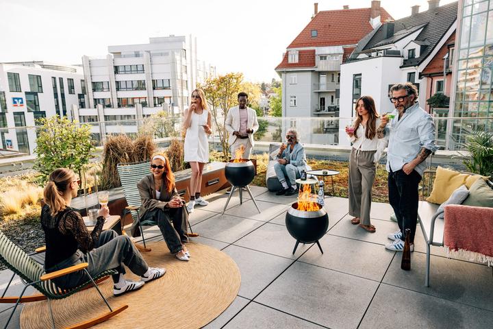 Productafbeelding Höfats MOON 45 vuurschaal met lage voet (45 cm)