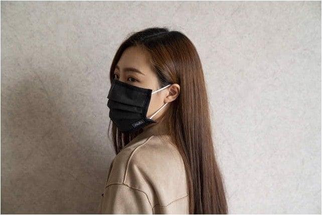 Actual product image Nuts HEIQ Viroblock Textile Mask Black (1 x)
