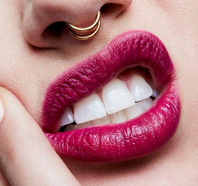 Actual product image MAC Cosmetics Lipstick (Rebel)