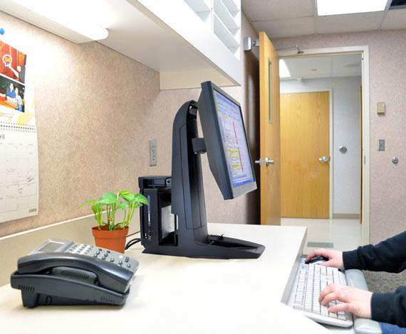 Produktbild Ergotron Neo-Flex Monitor Standfuss mit patentierter CF-Technologie (Tisch, 24")