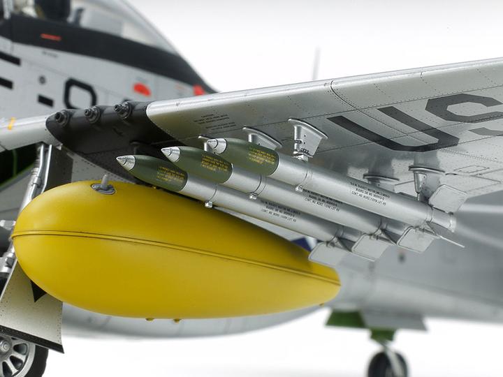 Actual product image Tamiya North American F-51D Mustang Korean War