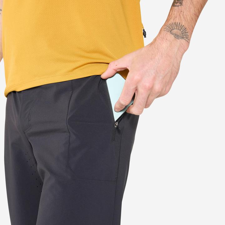 Image du produit Rockrider Velohose kurz atmungsaktiv Unisex schwarz (M)