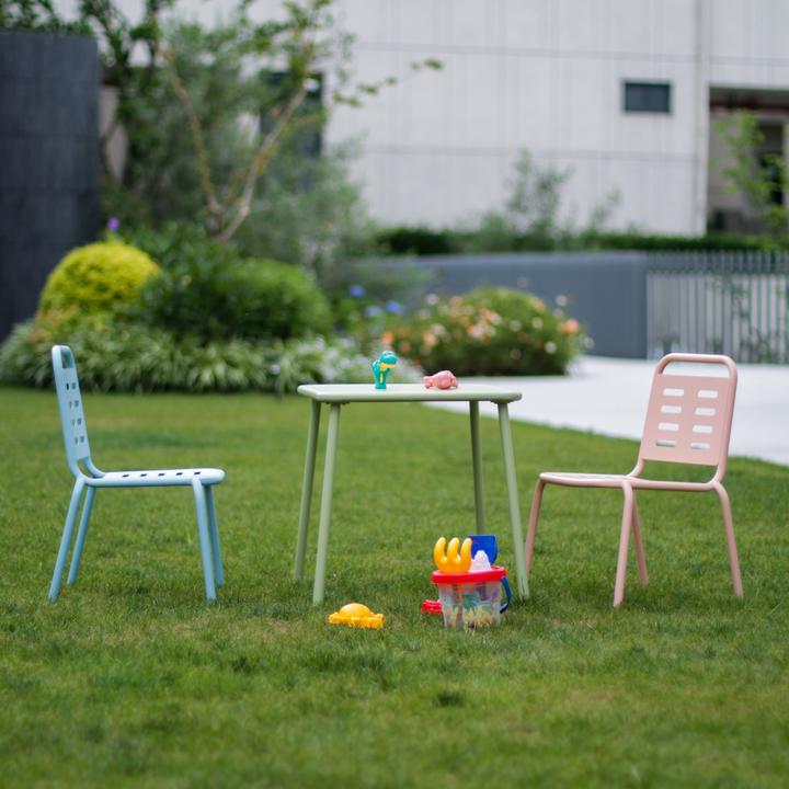 Casa.Pro Kindersitzgruppe Etroubles 3-tlg. Stahl Mehrfarbig