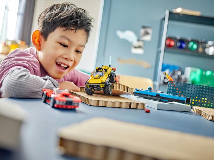 Produktbild LEGO City Rennfahrzeuge Kombiset (60395, LEGO City)