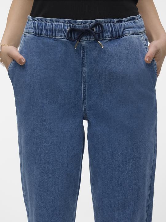Actual product image Vero Moda VMCALLIE Mid Rise Karotte, locker geschnitten Jeans Locker geschnitten (XS)