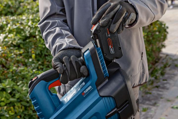 Produktbild Bosch Hausgeräte GBL 18V-800 (Akkubetrieb, Laubbläser)