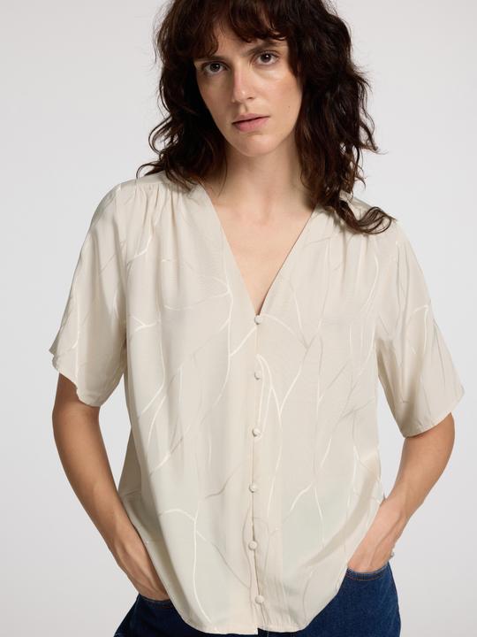 Actual product image Selected Femme Print top with V-neck (38)