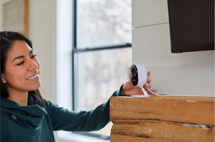 Actual product image Arlo Essential Indoor Camera, white (1920 x 1080 Pixels)