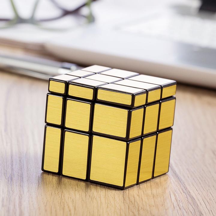 Actual product image InnovaGoods Magic cube rotating puzzle Ubik 3D