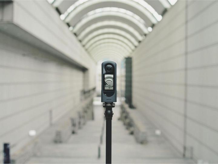 Actual product image RICOH Theta X 2023 (30p, Bluetooth, Wi-Fi)