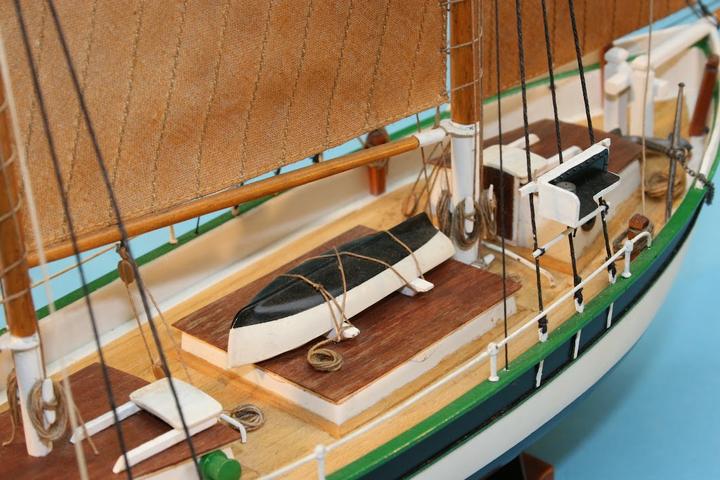 Actual product image Billing Boats Dana - Plastic hull 1:60 - (428316)