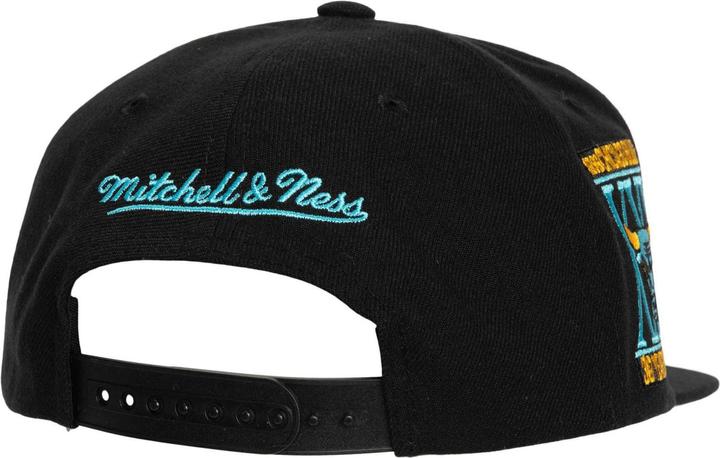 Produktbild Mitchell & Ness Snapback Cap - CORE XI Chicago Bulls (One Size)