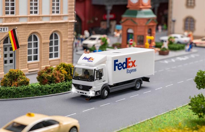 Image du produit Faller Car System Digital Camion MB Atego FedEx (HERPA)