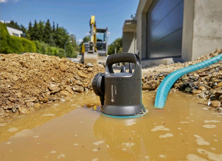 Produktbild Gardena Schmutzwasser-Tauchpumpe 25000 (Schmutzwasserpumpe)