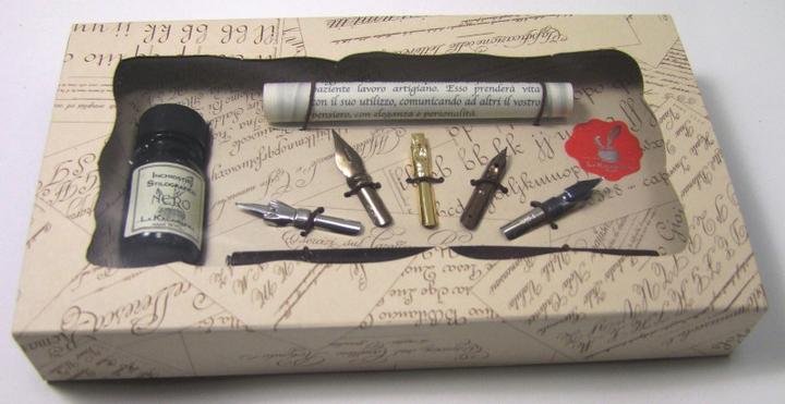 Immagine prodotto Prona Set calligrafia pennino/inchiostro di legno, 5 pennini (Marrone, Nero, 5 x)